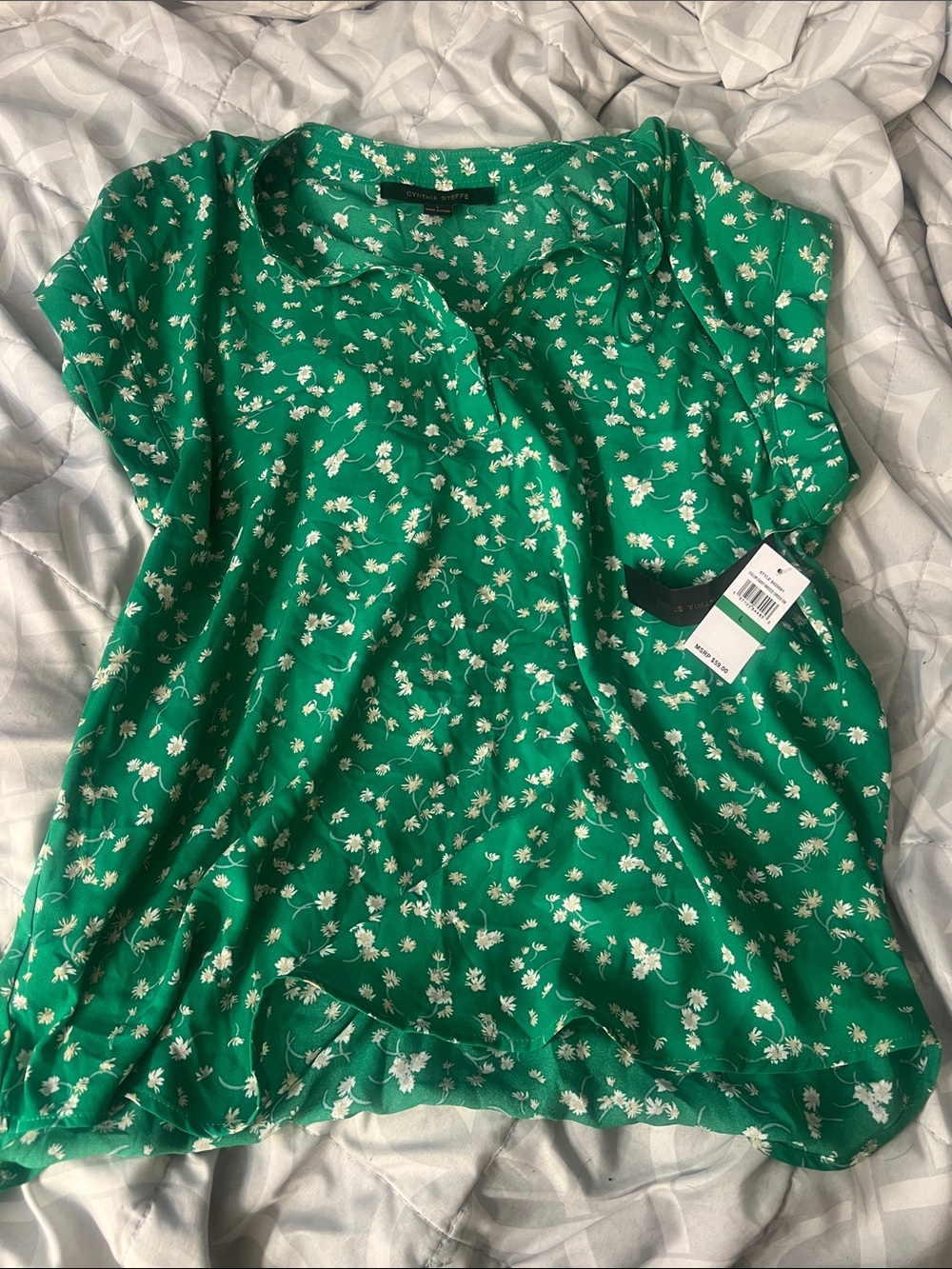 Cynthia Steffe Green Floral Short Sleeve Blouse